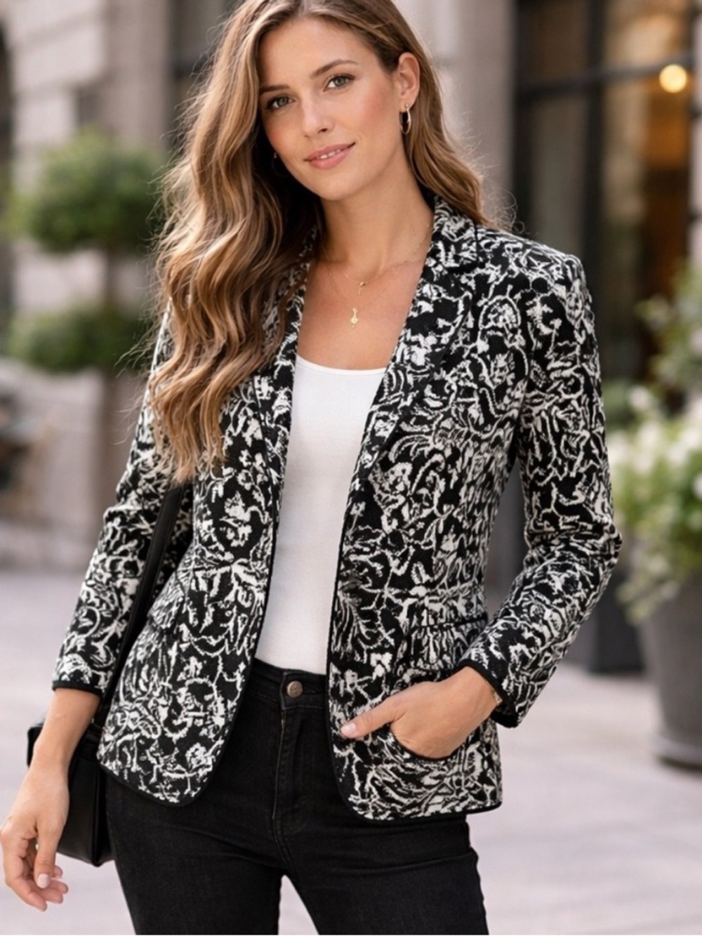 Anthropologie reversible Black & White Floral Knit Cardigan large NWT